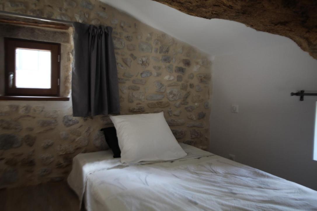 Le Mas De La Coste Saint-Sauveur-de-Cruzière Εξωτερικό φωτογραφία