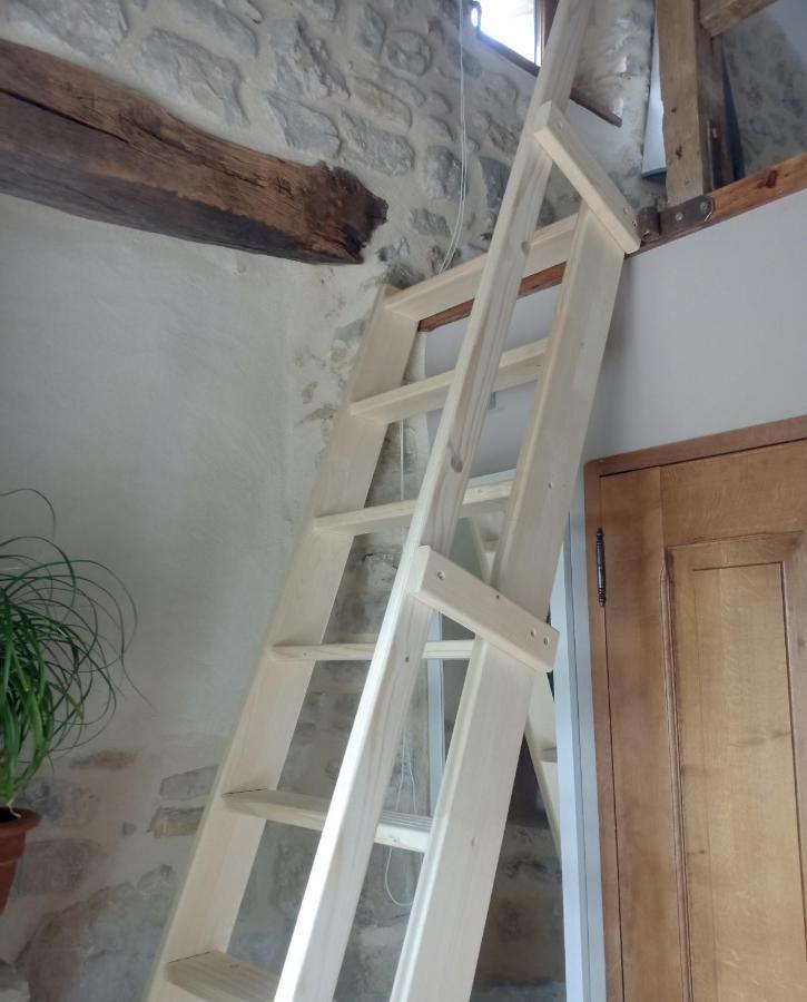 Le Mas De La Coste Saint-Sauveur-de-Cruzière Εξωτερικό φωτογραφία